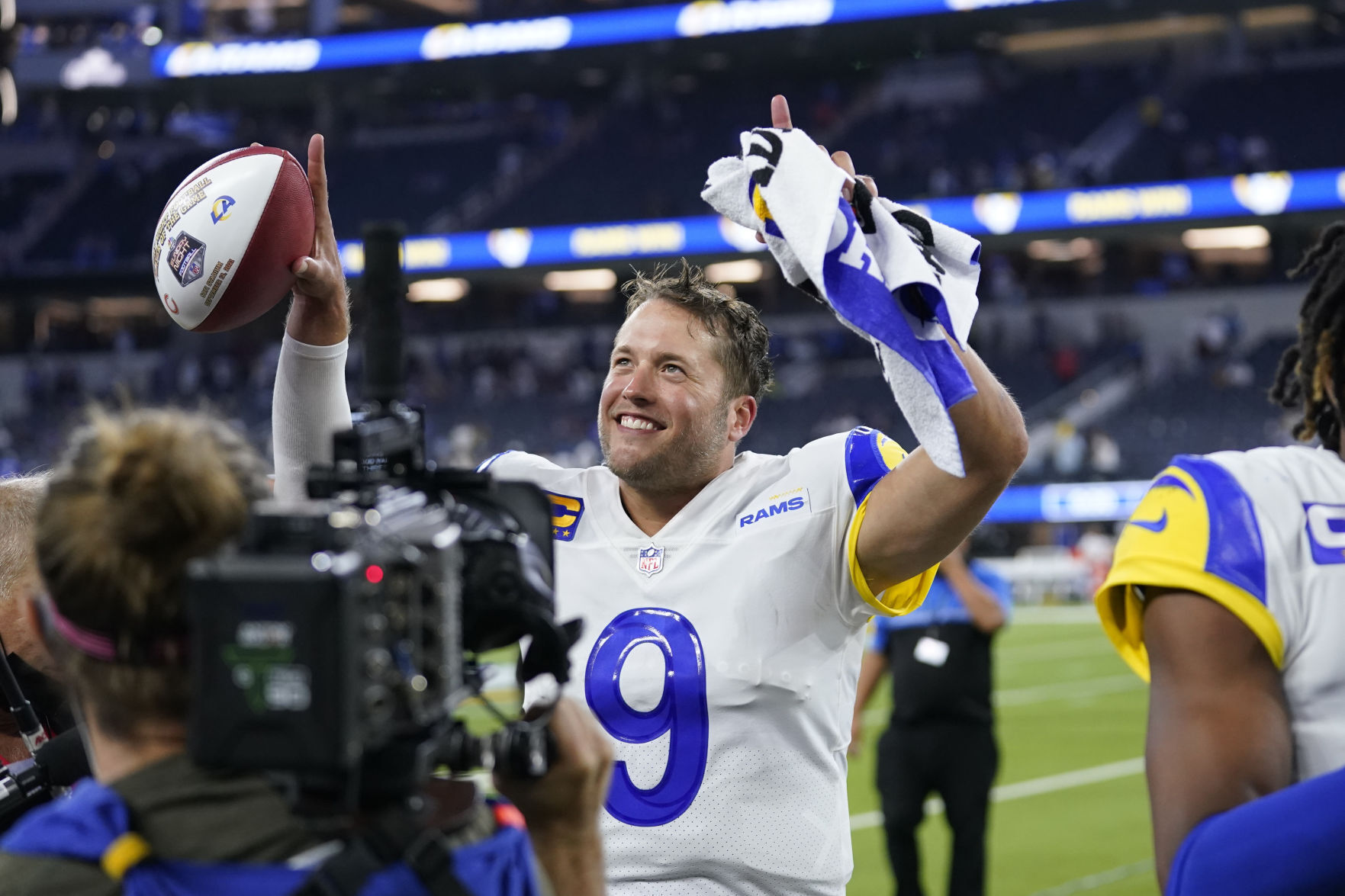 Bears Rams Football
